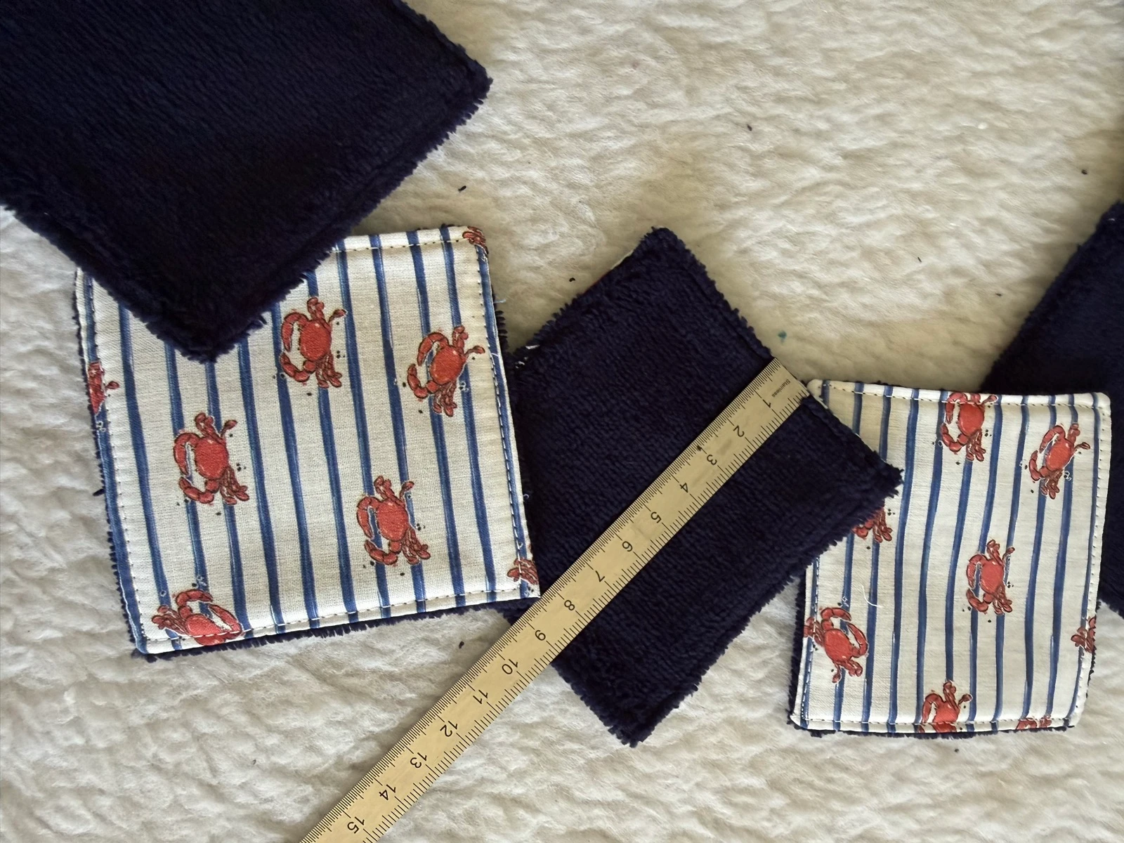 Navy bib – photo 2